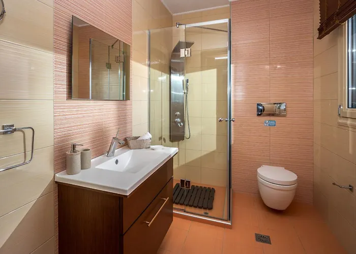 Melissa * Hersonissos (Crete)