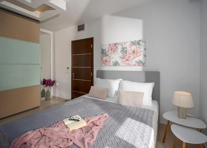 Melissa * Hersonissos (Crete)